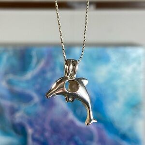 90s Y2K Era Silver Toned Dolphin Pendant Necklace with Loose Pearl